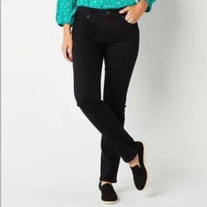ST JOHN’S BAY black straight leg jeans size 6